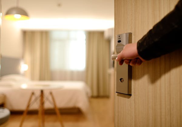 Découvrez l'hôtel la flèche : confort et charme garantis